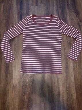 Gap Striped Long-Sleeve Crewneck Top in Rosewood and White M Medium